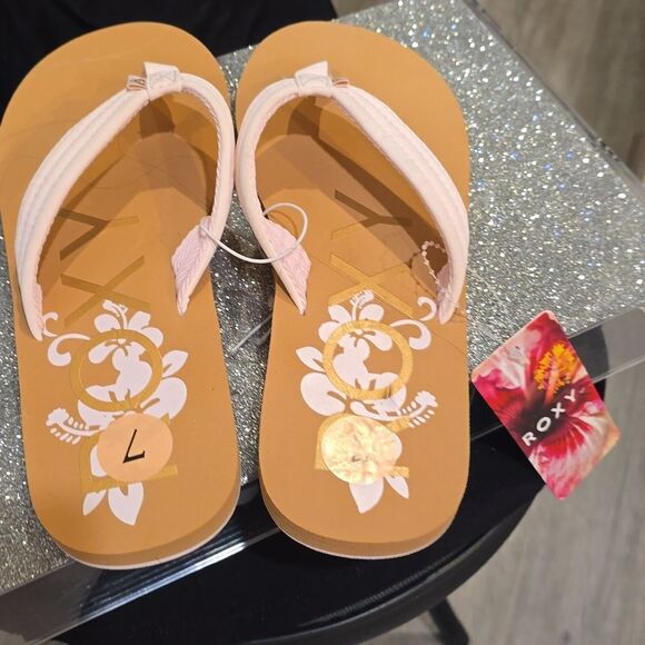 Roxy Vickie Flip-Flop Sandals- Pink - Picture 5 of 7